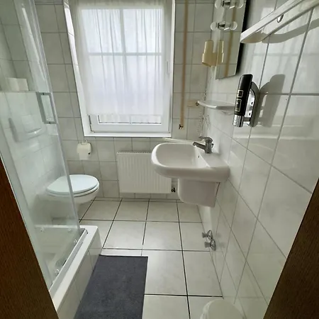 Moji 3 Koeln 4*