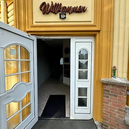 Πανδοχείο Moji 3 Koeln 4*