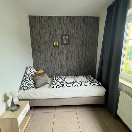 Fogadó Moji 3 Koeln 4*