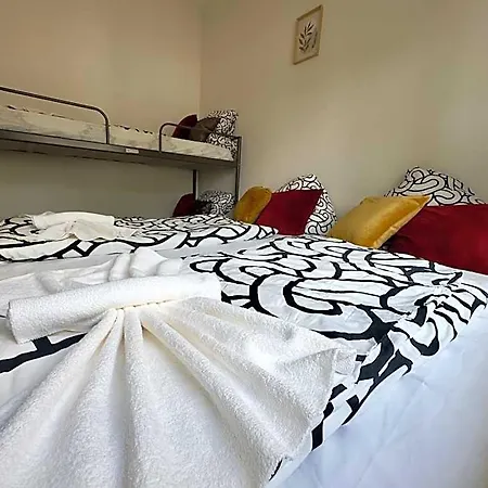 Moji 3 Koeln 4* Lindlar