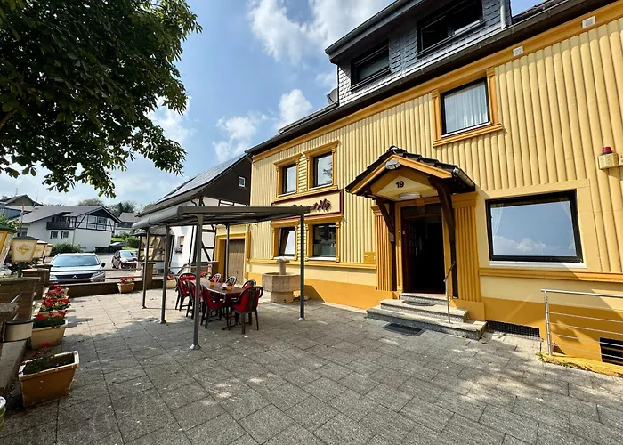 Moji 3 Koeln Lindlar