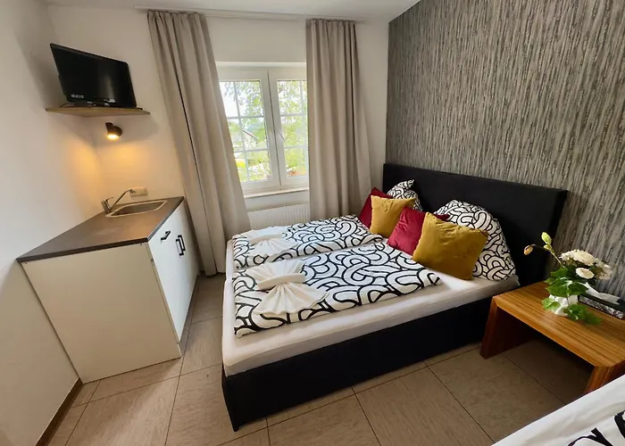 Moji 3 Koeln 4* Lindlar